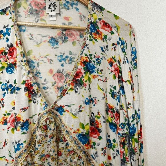 Ivy Jane Spring Has Sprung White Floral Long Sleeve Blouse Women's Size Large - Picture 2 of 5